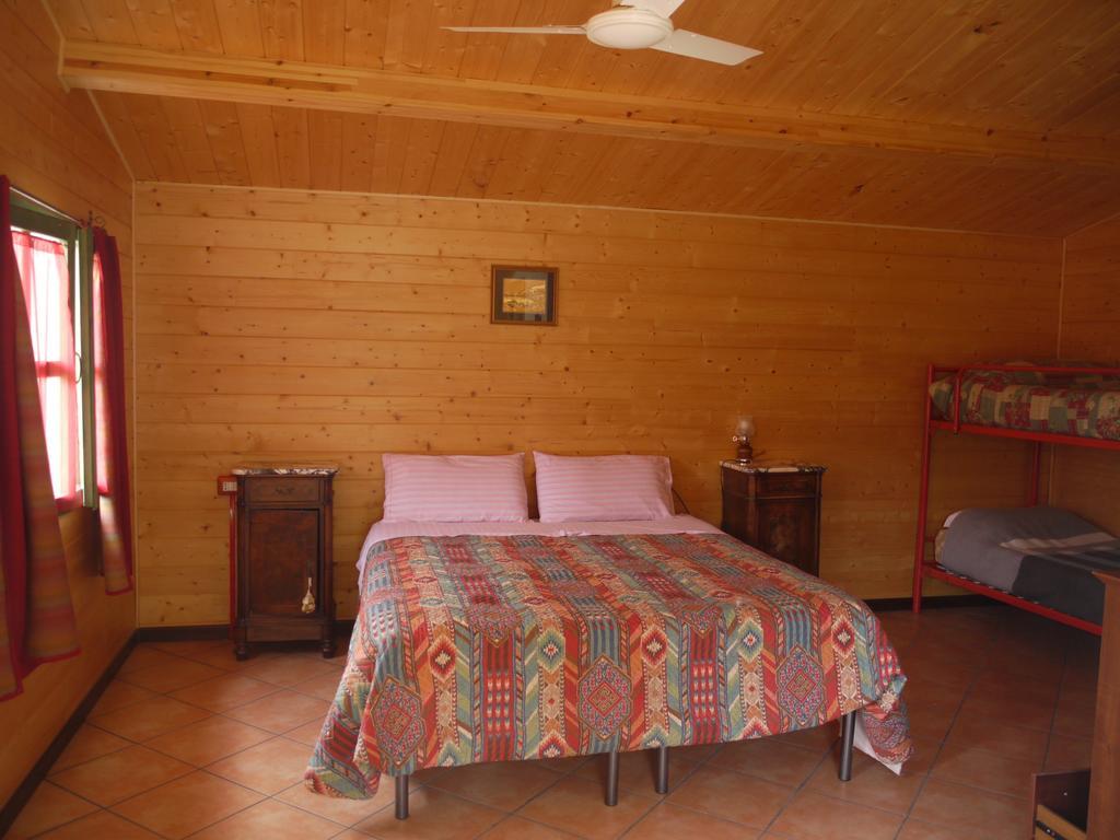 Su Trabi B&B Fluminimaggiore Zimmer foto